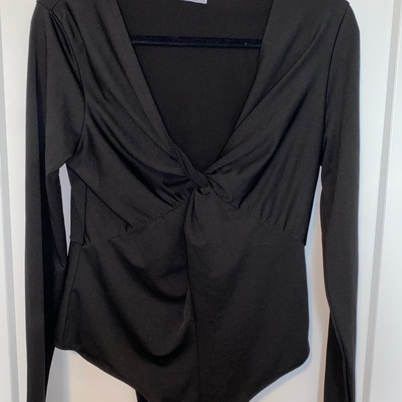 Front tie wrap bodysuit - Picture 2 of 2